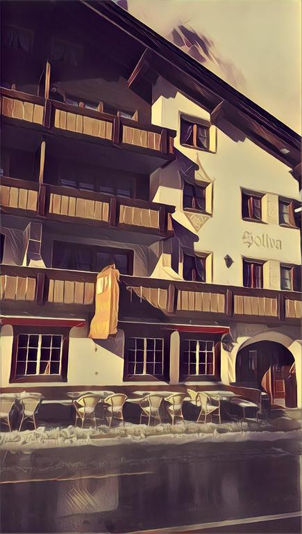 Hotel Soliva Tujetsch Bagian luar foto